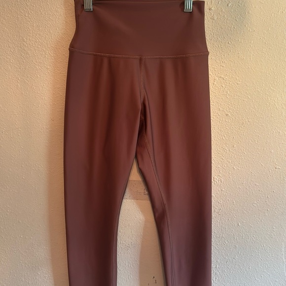 ALO Yoga Other - Alo leggings in good condition